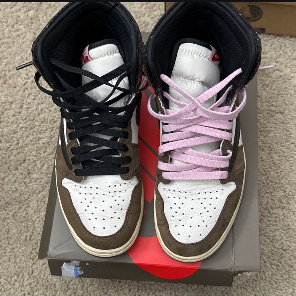 jordan 1 highs travis scott mochas